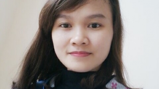 Nh&acirc;n vi&ecirc;n văn ph&ograve;ng