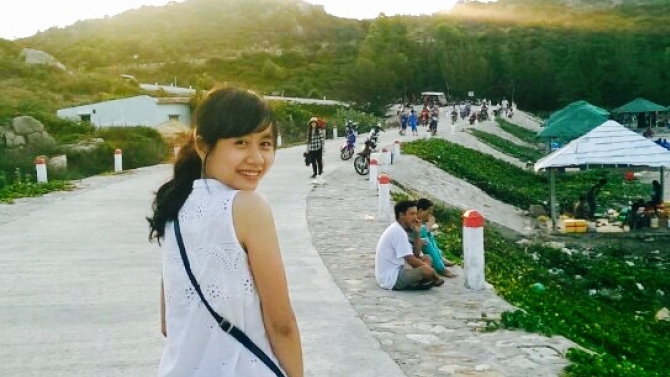 VIẾT L&Aacute;CH
