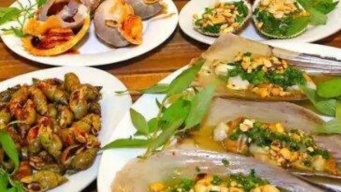 Quản l&yacute; Fanpage cho Ốc Năm Tầng