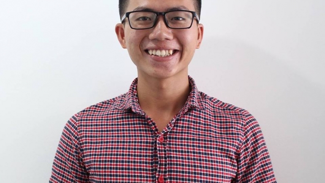 Gi&aacute;o vi&ecirc;n tiếng Anh