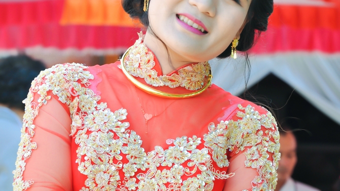 Nh&acirc;n vi&ecirc;n nhập liệu website