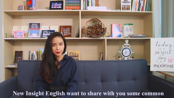 Dung video khoa hoc Trung Tam tieng Anh NewLight