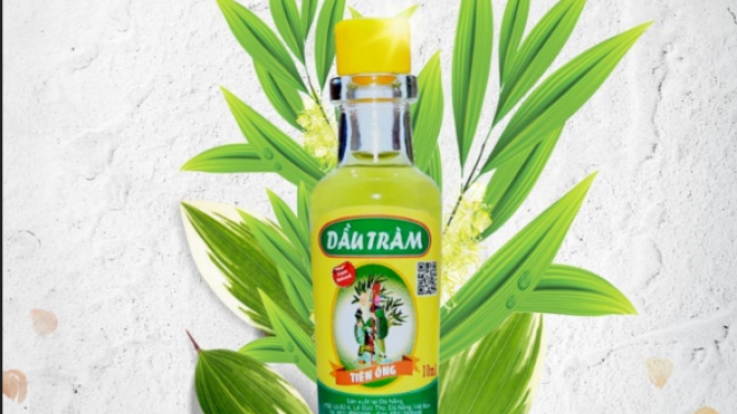 Dầu tr&agrave;m Ho&agrave;ng Lịch