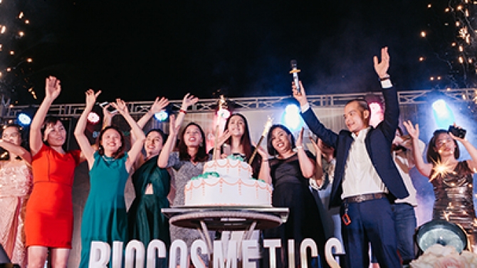 Sự kiện party trong lớp học NLP của Biocosmetics
