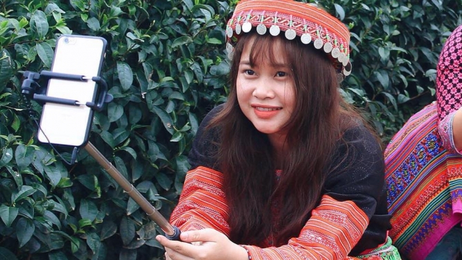 Chạy quảng c&aacute;o cho game mobile
