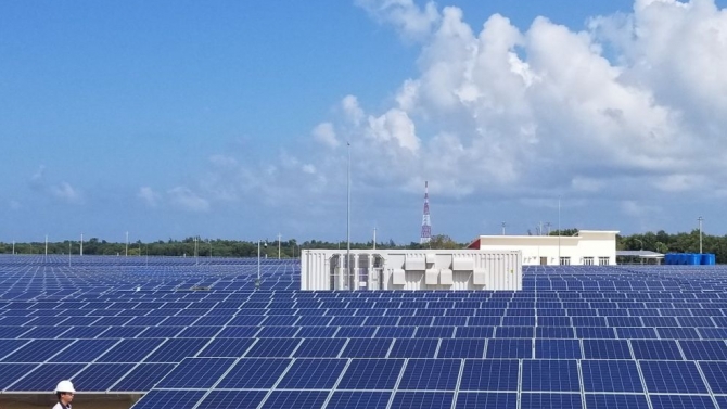 Thi&ecirc;́t k&ecirc;́ video SolarThinhVuong