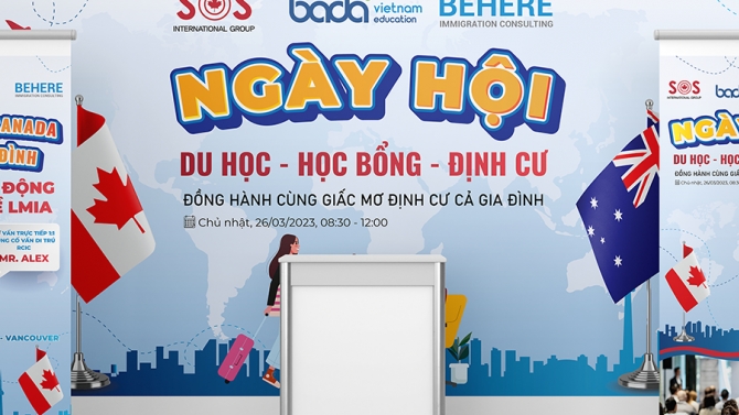 Standee Banner