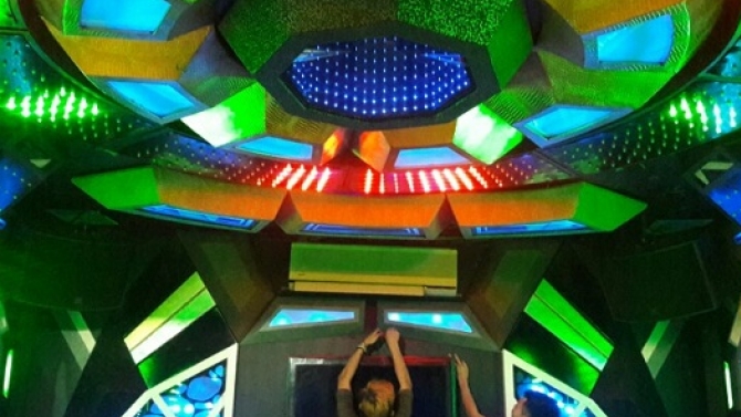 THIẾT KẾ PH&Ograve;NG KARAOKE