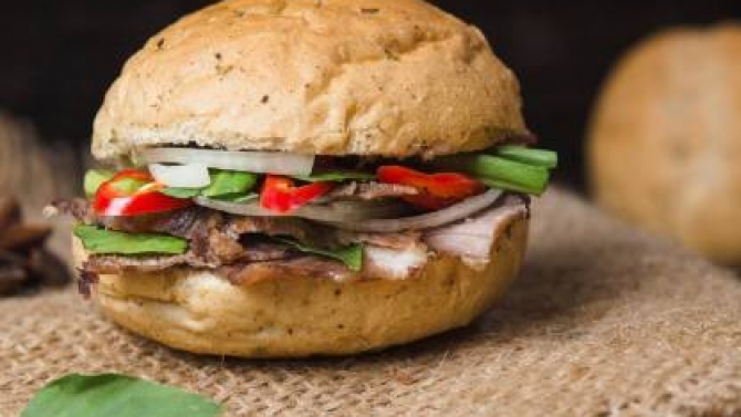 Ro22 &ndash; Cafe & B&aacute;nh m&igrave; phở Project