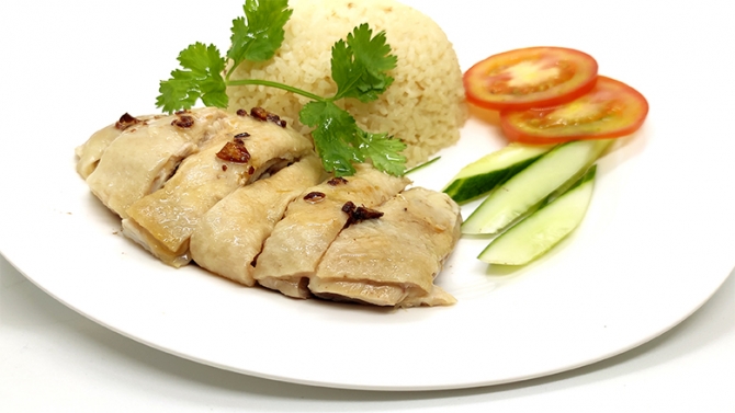 Yummy Cơm G&agrave;