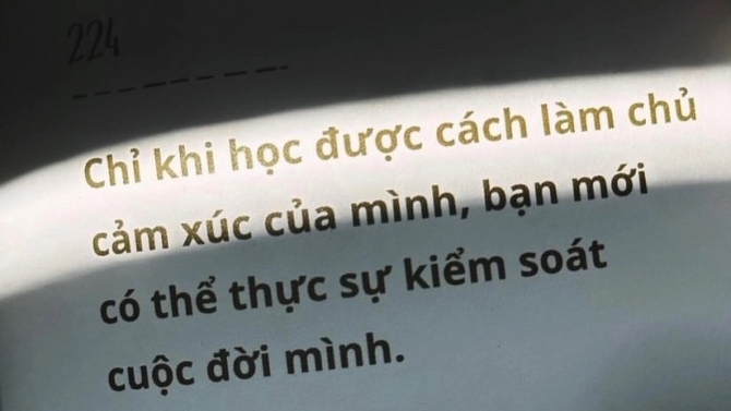 Viết l&aacute;ch