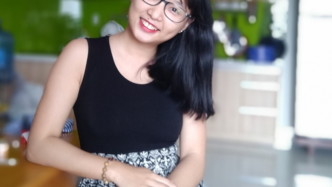 CREATIVE CONTENT WRITER