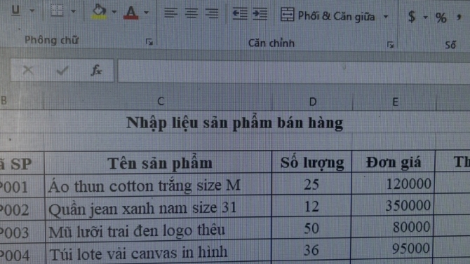 Nhập dữ liệu sản phẩm b&aacute;n h&agrave;ng