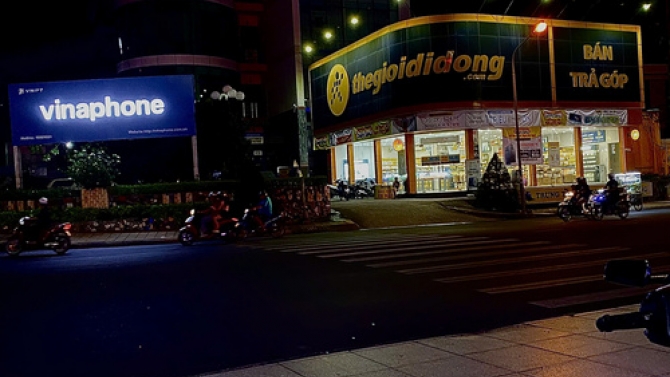Dựng video