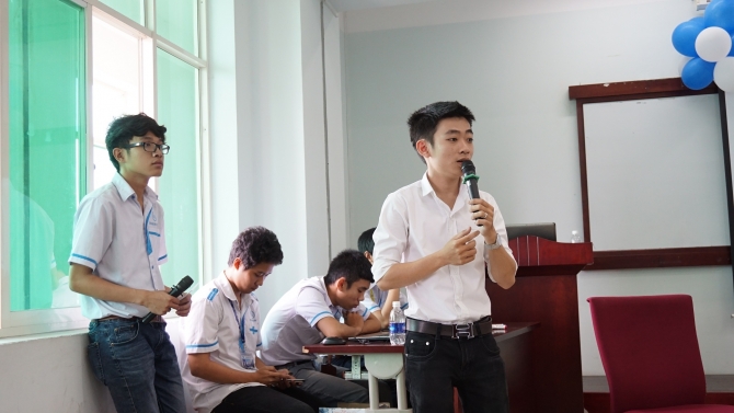 Thiết kế website quản l&yacute; tour du lịch