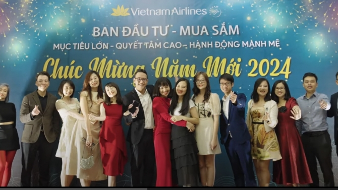 YEP BAN ĐẦU TƯ VIỆT NAM AIRLINES