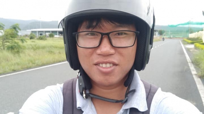 Nh&acirc;n Vi&ecirc;n M&ocirc;i Trường