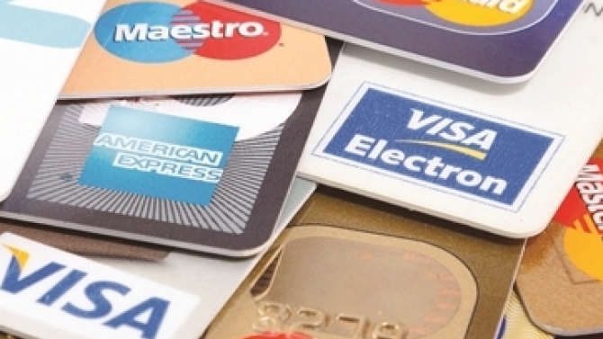 Ph&aacute;t triển phần mềm thiết kế, v&agrave; c&aacute; thể h&oacute;a thẻ nhựa, chip