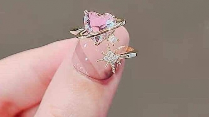 Cộng t&aacute;c vi&ecirc;n b&aacute;n h&agrave;ng
