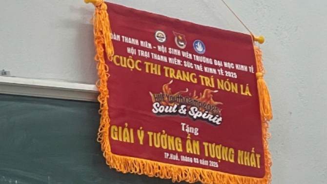 Cuộc thi n&oacute;n l&aacute; của Trường