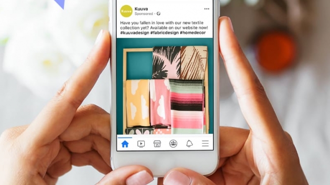 Quảng c&aacute;o Facebook