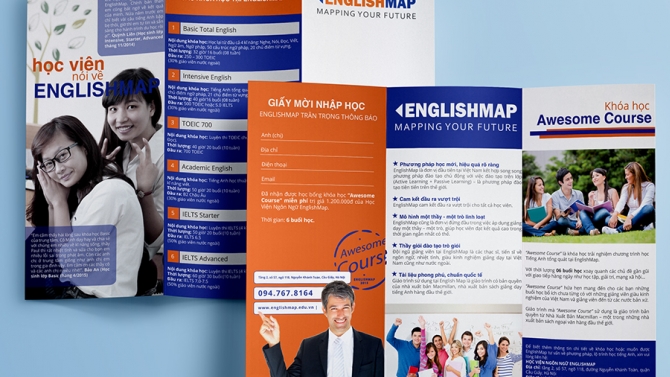 Brochure trung t&acirc;m tiếng Anh
