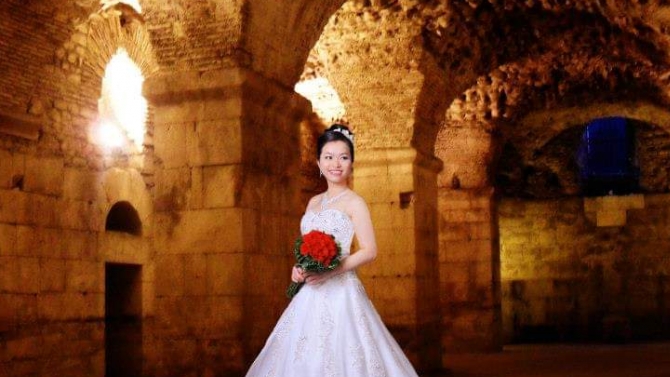 Chỉnh sửa gh&eacute;p ảnh