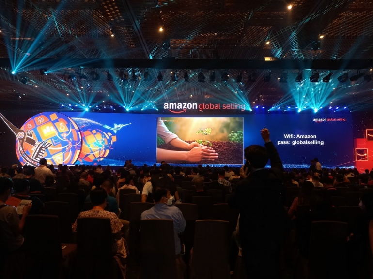 Quản l&yacute; v&agrave; tối ưu t&agrave;i khoản Amazon