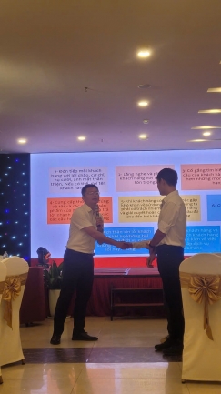 Coaching lifestyle (đồng h&agrave;nh gi&uacute;p kh&aacute;ch h&agrave;ng c&oacute; một cuộc sống khỏe về thể chất, mạnh về tinh thần)