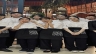 Nh&acirc;n vi&ecirc;n phục vụ