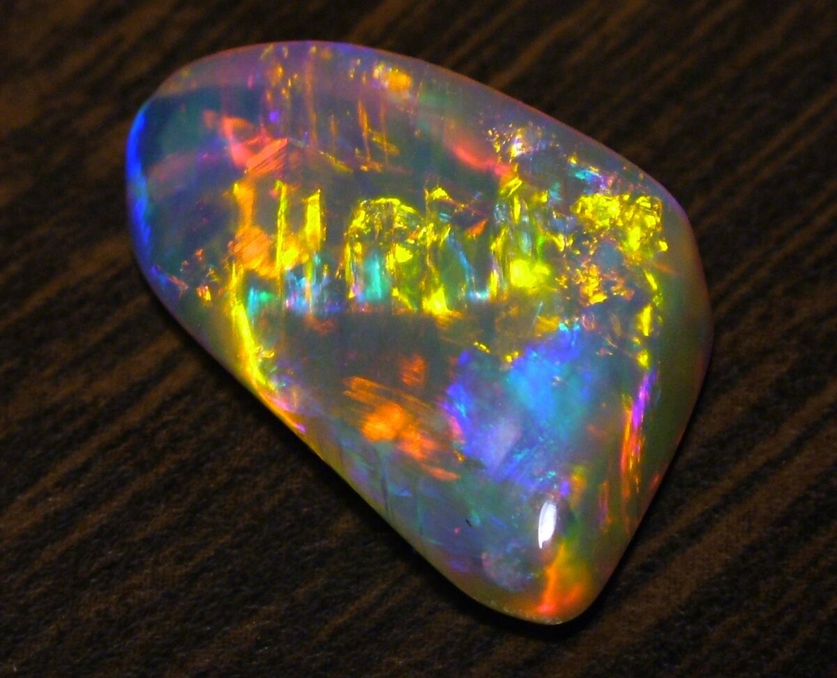 Opal_Andamooka.JPG