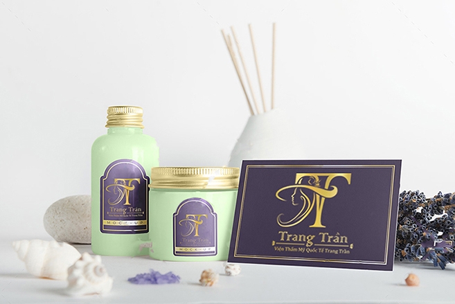 mock uo trang tran.jpg