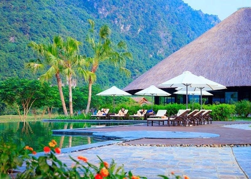 suoi-nuoc-nong-hoa-binh-1.jpg