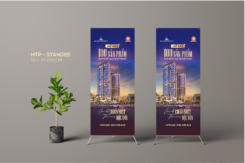 Standee-02.jpg