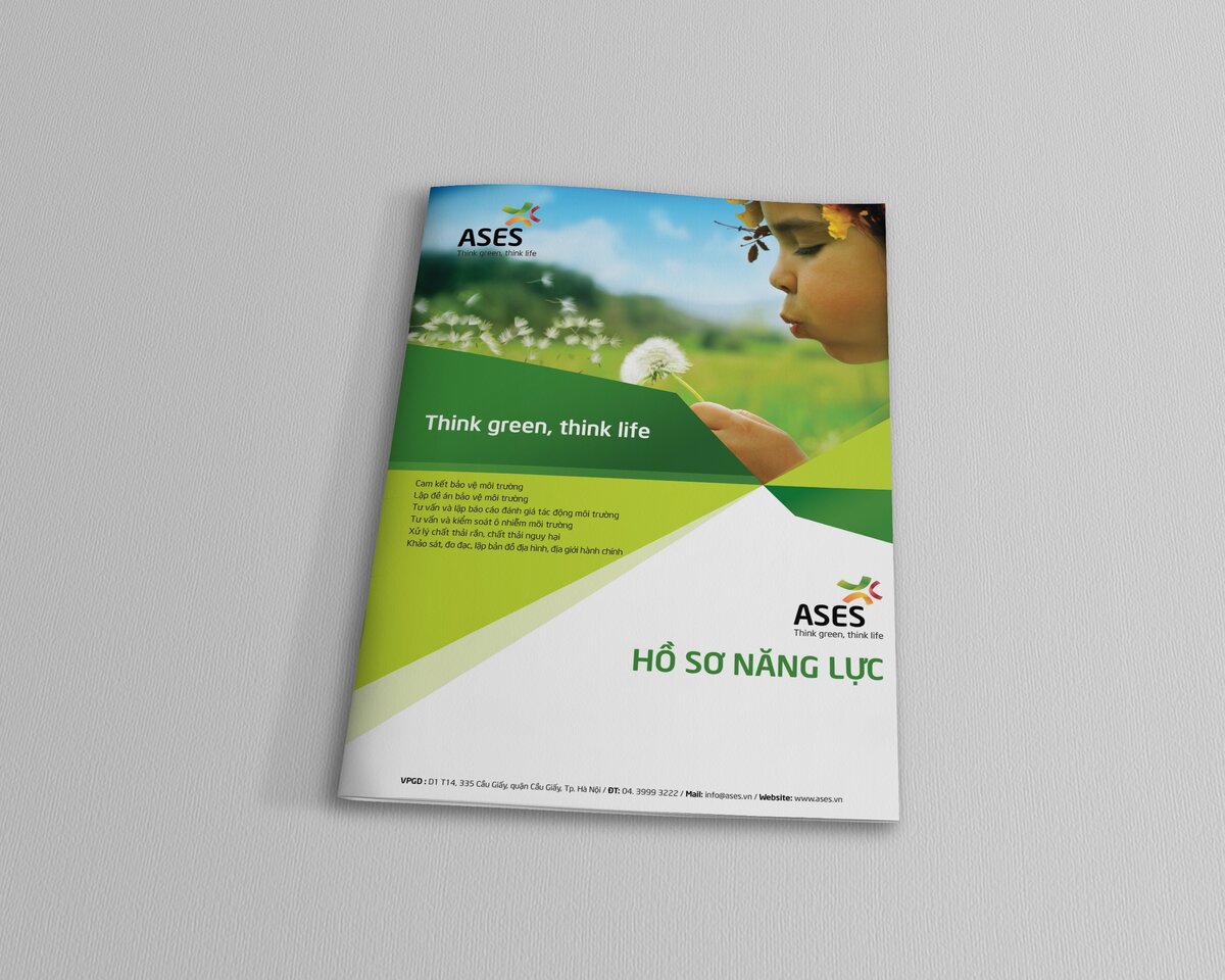 01_brochure and catalog mockup.jpg