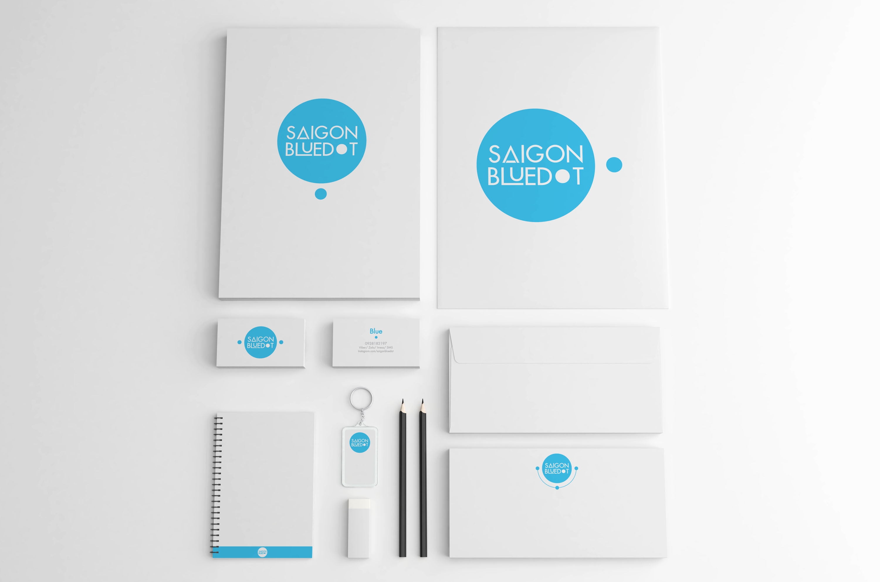 SGbluedot1_1307_mockup.jpg