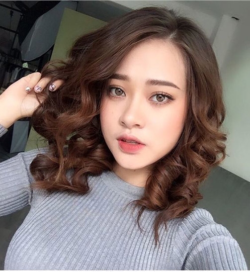 kieu-toc-xoan-lon-to-dep-2.jpg