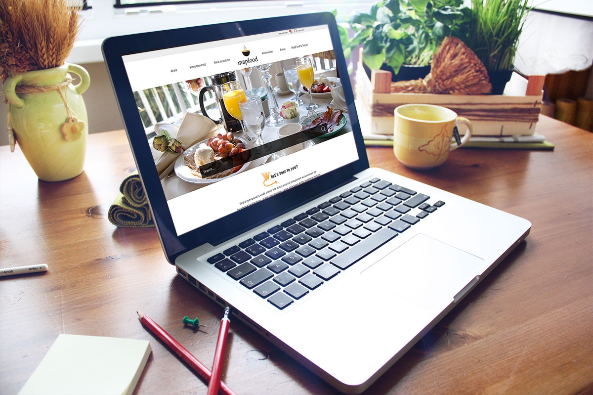 creative-psd-mockup-macbook-pro-17.jpg