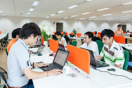 fpt-information-system-office-2.jpg