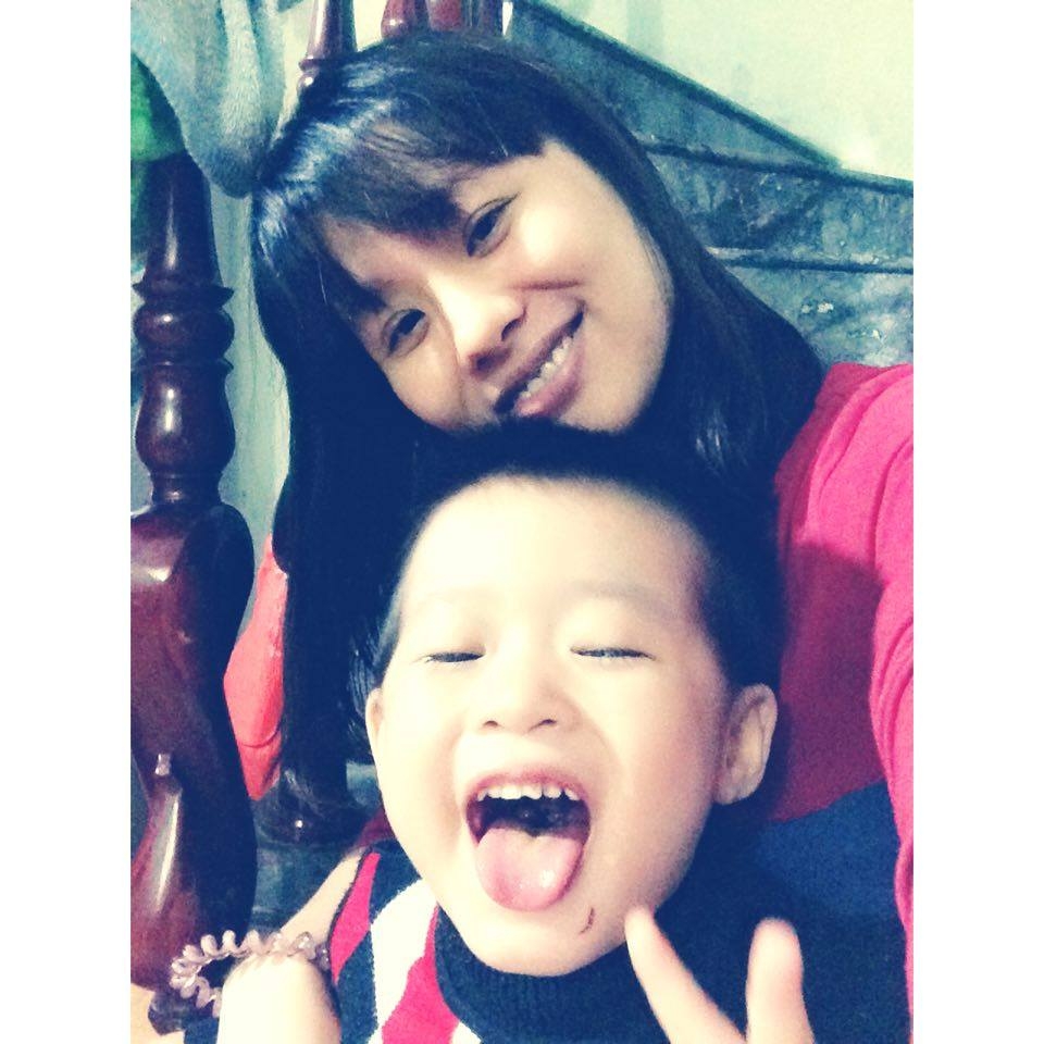 mẹ con.jpg