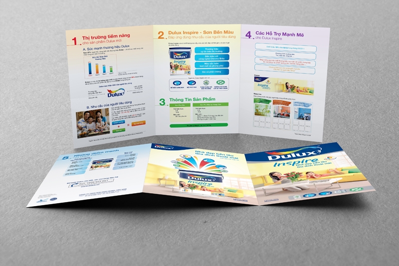 Brochure 05.jpg