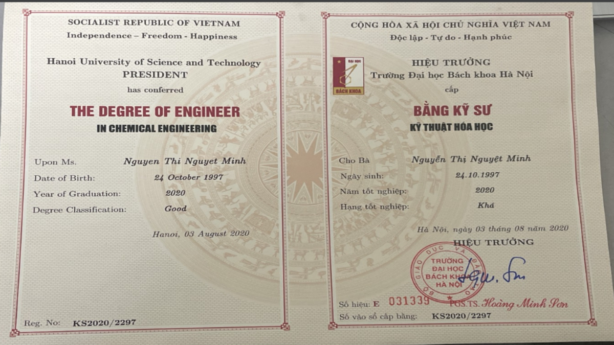 bằng đại học (1).png